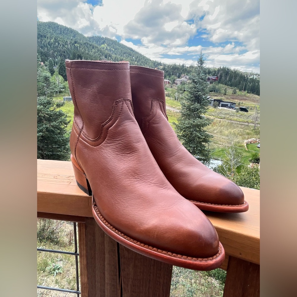 Tecovas Women’s ankle Bootie